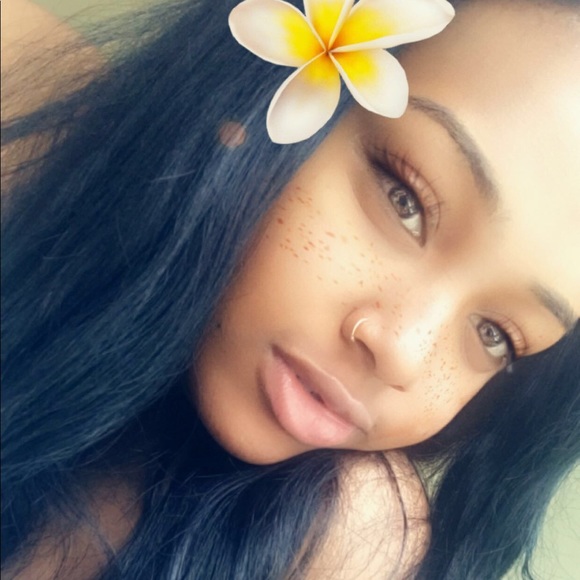 Meet your Posher, Dayion - Picture 1 of 1